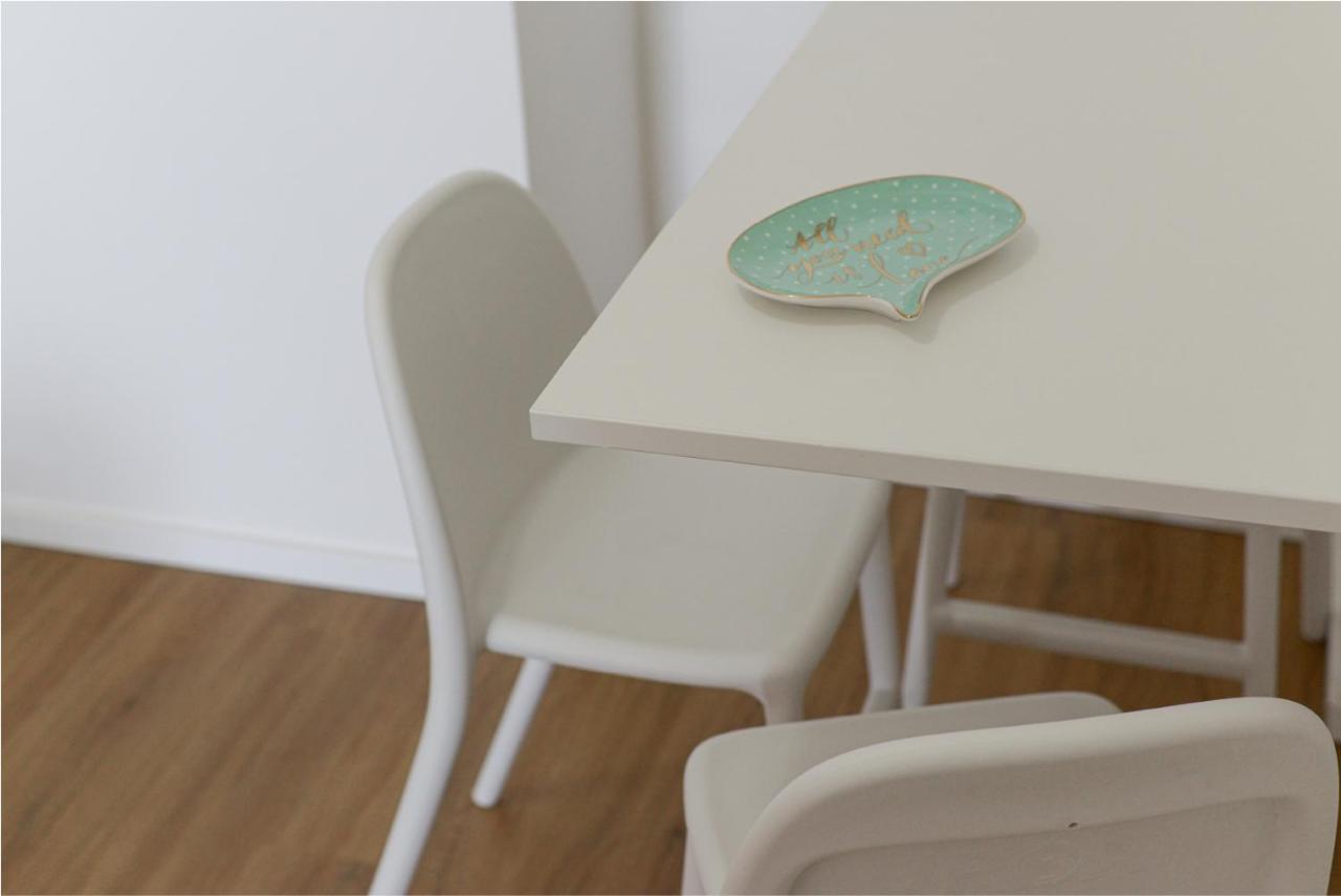 Filomena Chic Apartment คาตาเนีย ภายนอก รูปภาพ